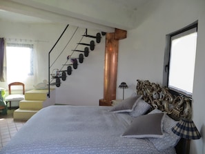 Soundproofing, iron/ironing board, free cribs/infant beds, free WiFi - I Silos Guest House (Seriate)