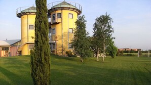 Property grounds - I Silos Guest House (Seriate)