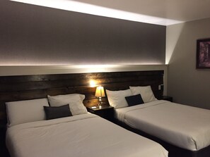 Basic-Zimmer, 2 Doppelbetten