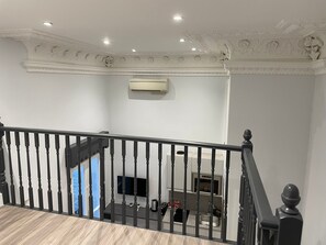 Tabla de planchar con plancha 