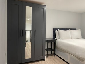 Tabla de planchar con plancha 