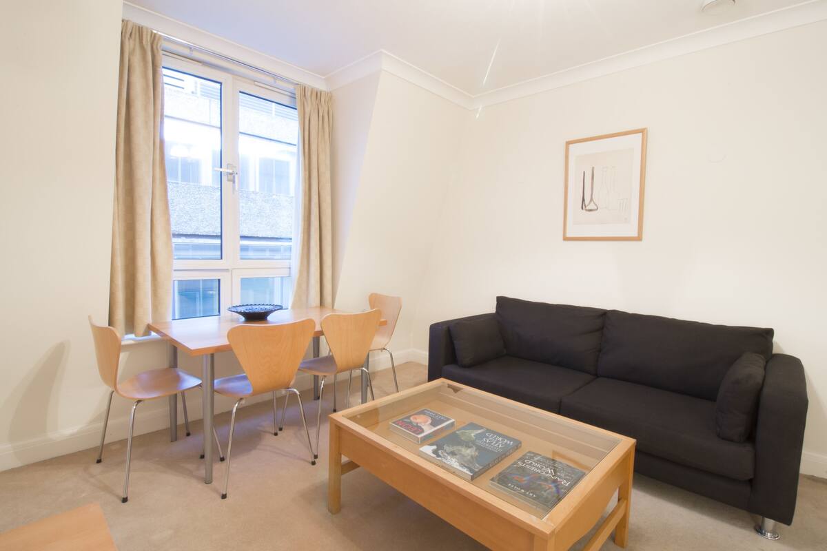 Apartamento, 1 quarto (Monument) | 1 quarto, ferros/tábuas de passar roupa, Wi-Fi de cortesia