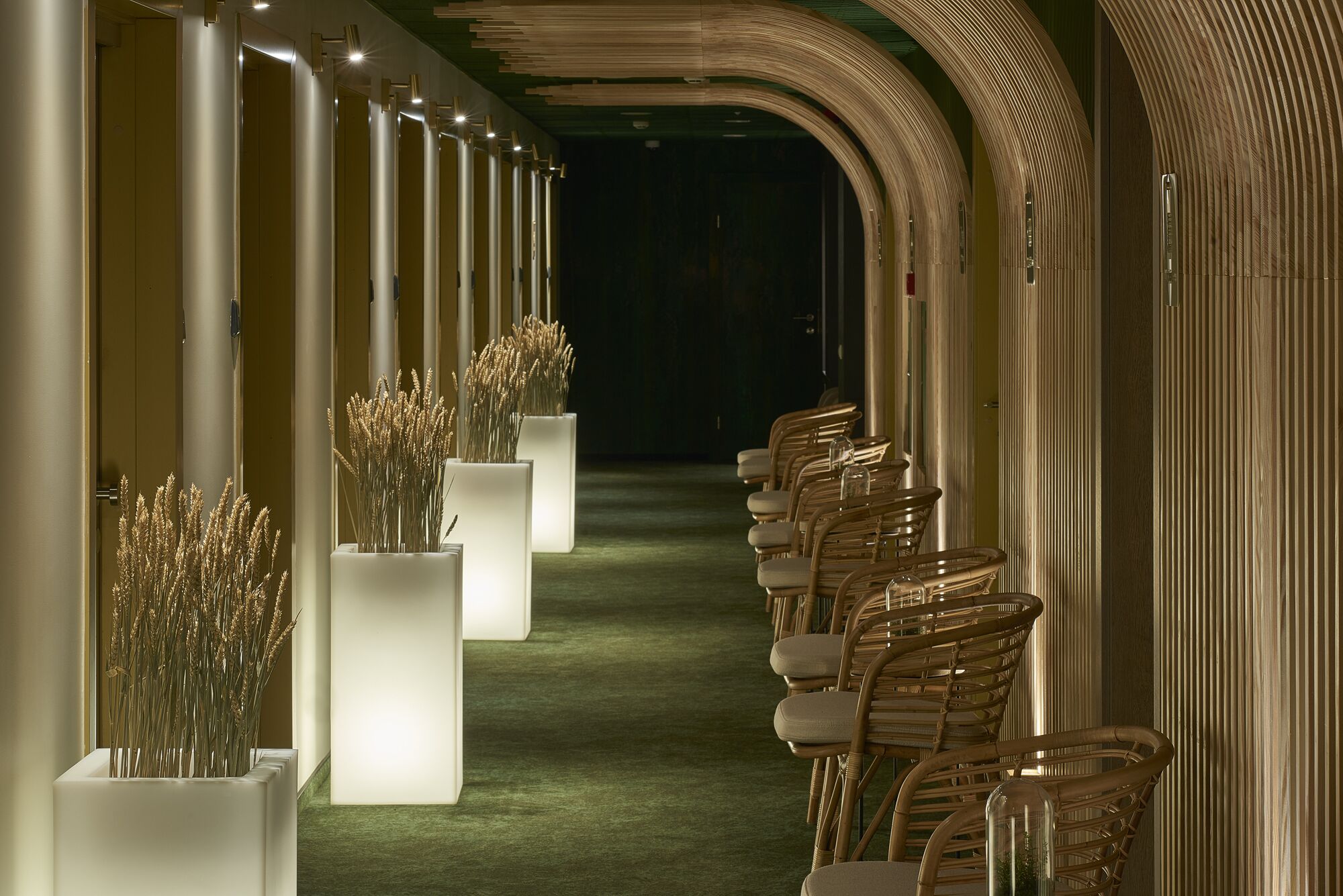 couples treatment room(s), body treatments, aromatherapy, body wraps