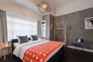 Deluxe Room | In-room safe, individually decorated, individually furnished, free WiFi - Kloosterhotel de Soete Moeder ('s-Hertogenbosch)