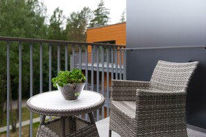 Superior Deluxe Room (with Spa Access) | Balcony