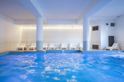 Piscine couverte
