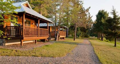 Lake Parlin Lodge & Cabins