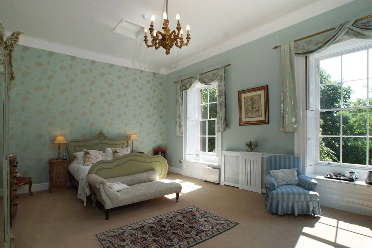 Superior Double Room, Ensuite, Garden View (The Meynell)