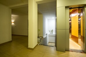 Interior - Leon Hôtel (Kinshasa)