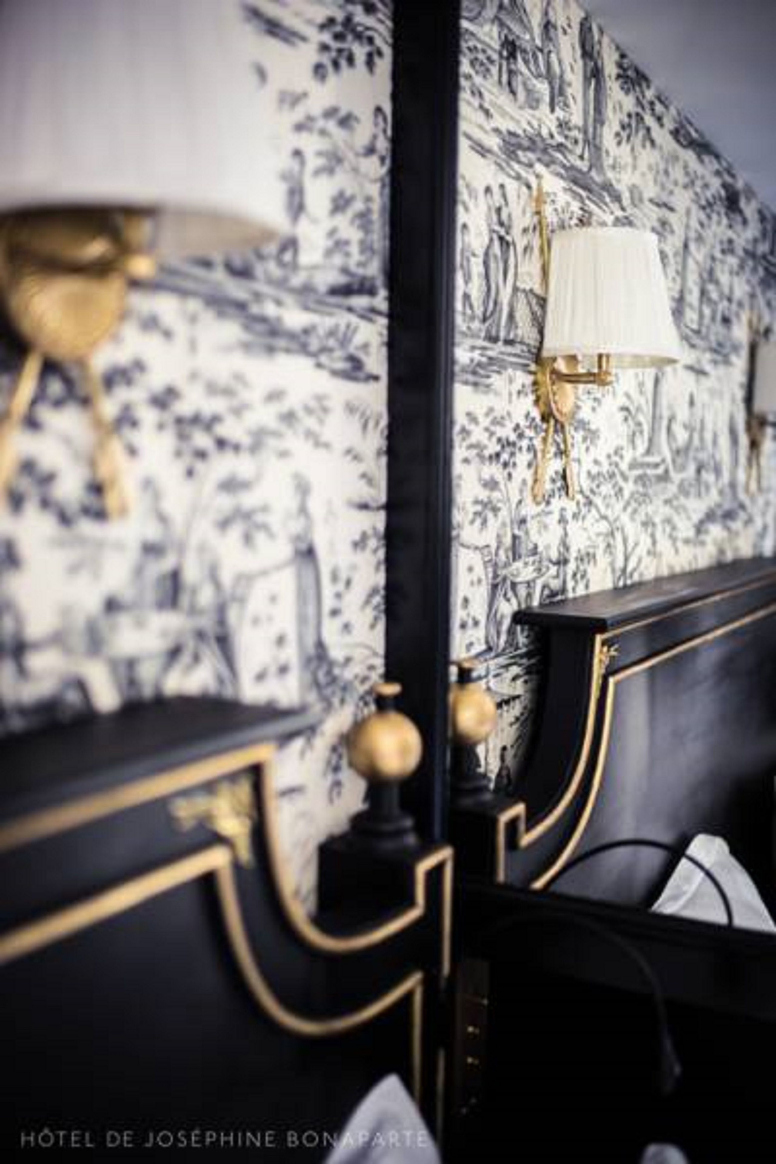 superior double room | 1 bedroom, premium bedding, pillow-top beds, minibar