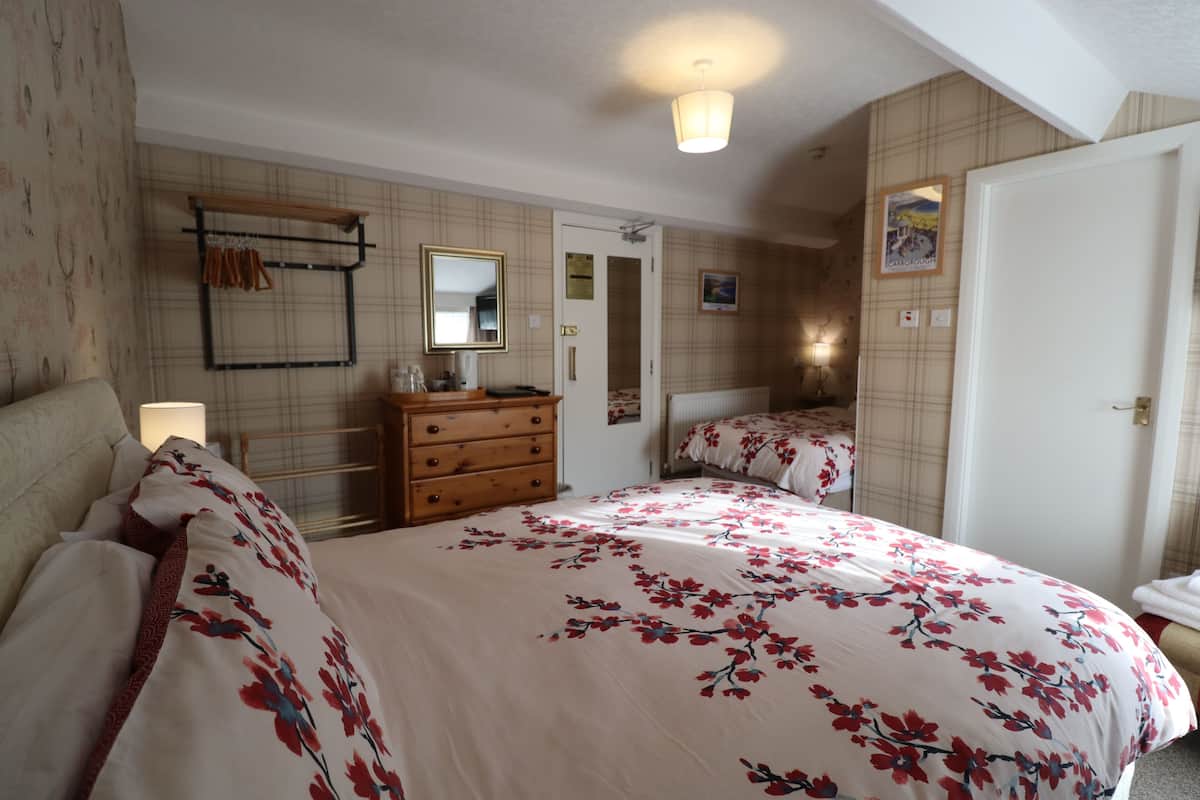 Familienzimmer (sleeps 3)