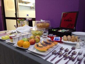 Esmorzar diari complet gratuït 