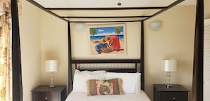 Villa Supérieure, 2 chambres, cuisine, vue port | 1 chambre, bureau, fer et planche à repasser, Wi-Fi gratuit