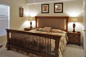 Condo, 2 Bedrooms