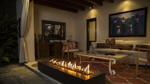 Lobby lounge - Serendipity Boutique Hotel (Antigua Guatemala)