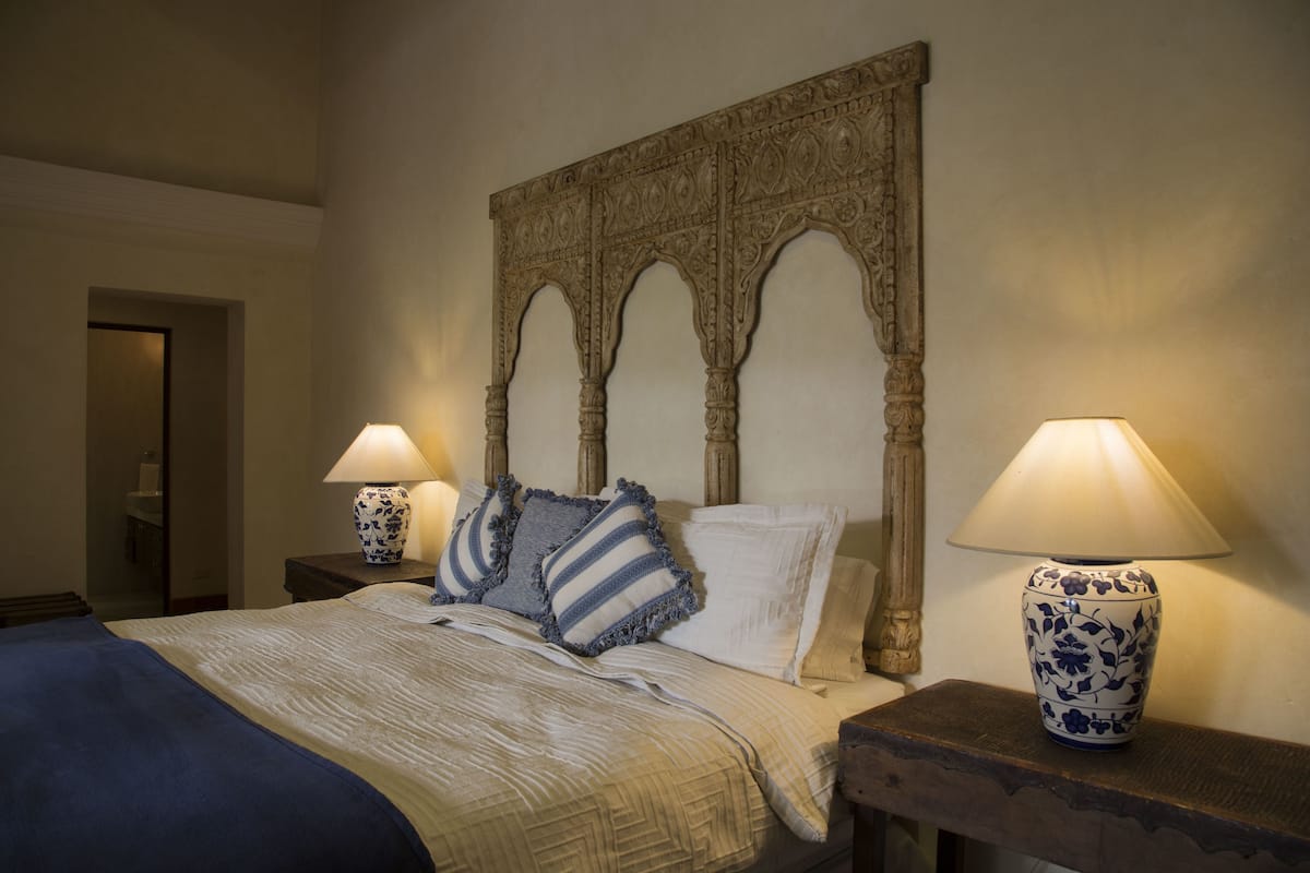 Minibar, in-room safe, iron/ironing board, free WiFi