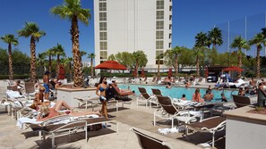 Alberca al aire libre 