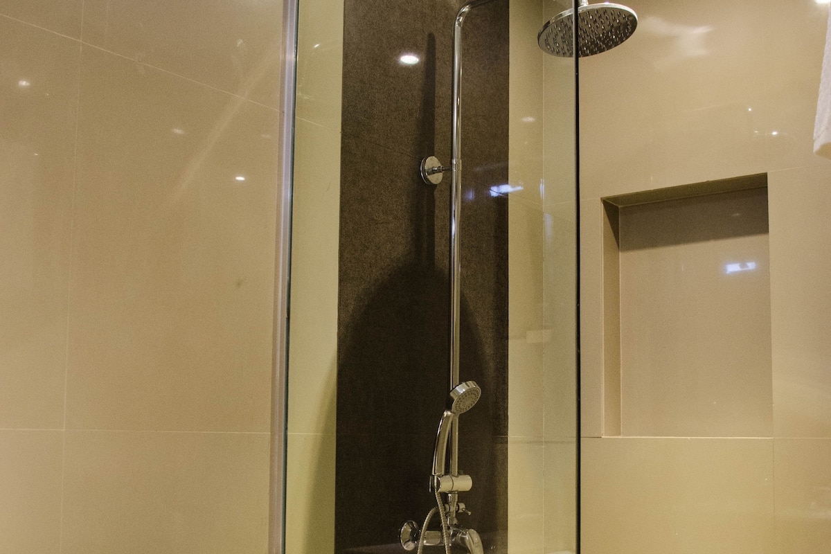Shower kamar mandi
