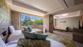 Desk, iron/ironing board, free WiFi, bed sheets