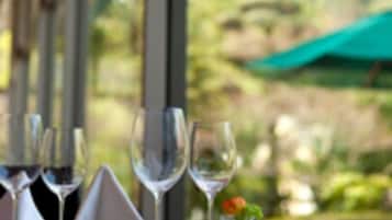 2 restaurants, breakfast, lunch, dinner served; Japanese cuisine