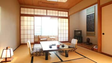 Standard Japanese Style Room, Public Onsen Bath | Minibar, in-room safe, desk