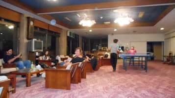 Kawasan main kanak-kanak – tertutup