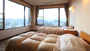 Family Room with Tatami Area