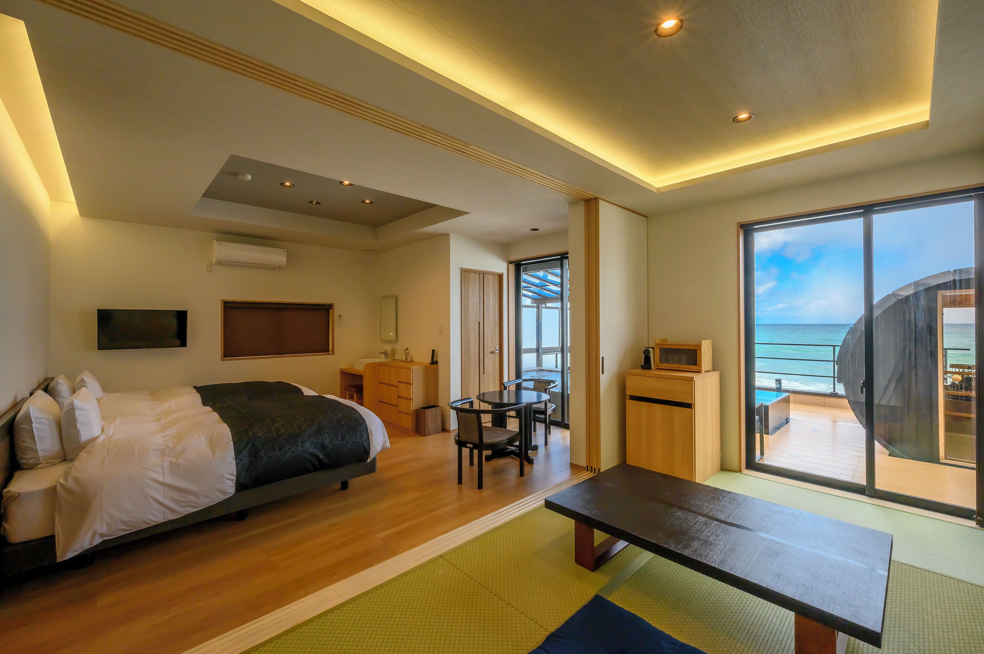 ロイヤル ルーム 禁煙 オーシャンビュー | 客室ごとに異なる装飾、客室ごとに異なるインテリア