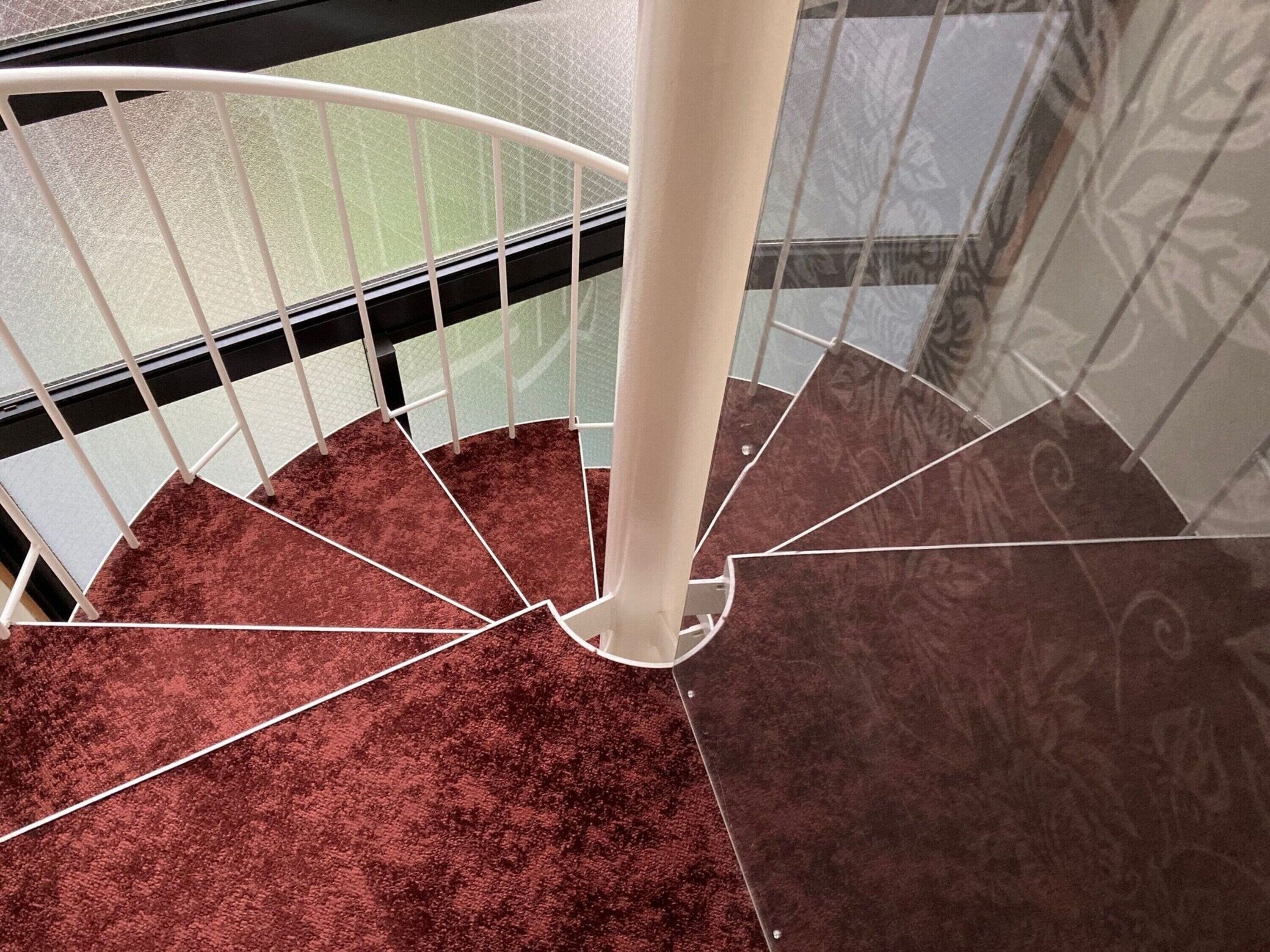 family suite, twin room (maisonette) | bathroom | separate bathtub and shower, deep-soaking bathtub, free toiletries