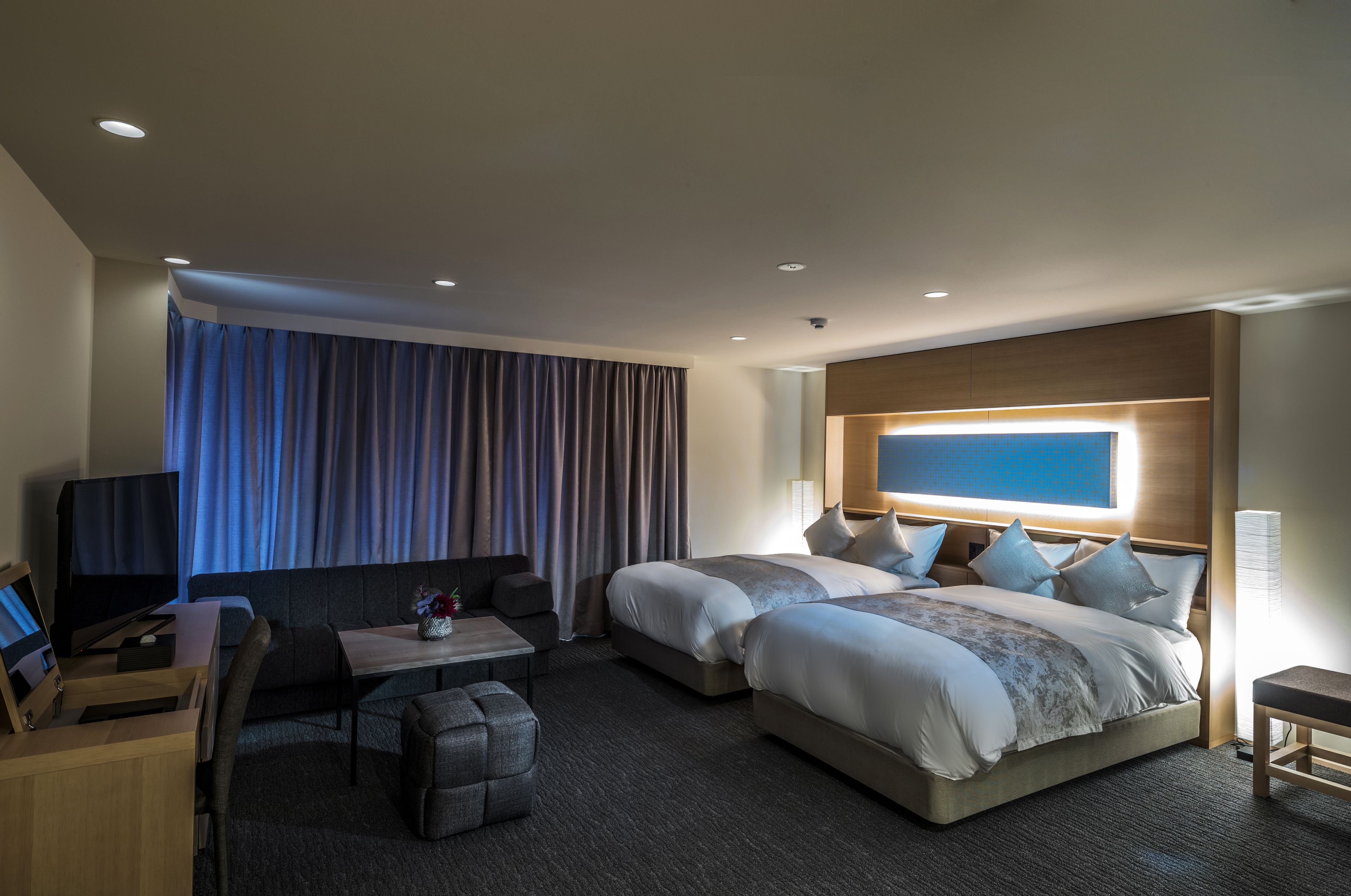 1 bedroom, premium bedding, in-room safe, desk