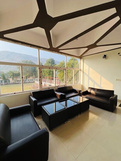 Ritumbraha Hotel & Resort