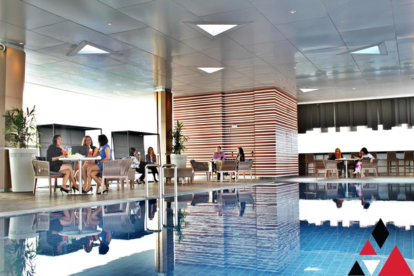 Indoor pool, sun loungers