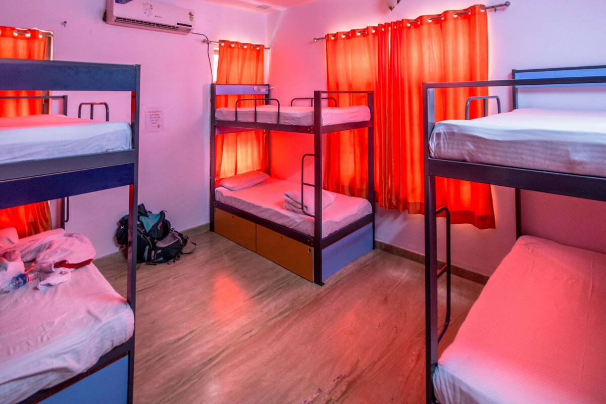 Dormitorio condiviso Premium | Wi-Fi gratuito