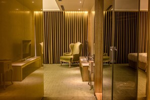 Coffres-forts dans les chambres, bureau, rideaux occultants