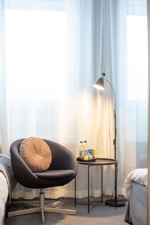 Chambre Standard, 2 lits jumeaux | Minibar, rideaux d’obscurcissement, lit de bébé (gratuit)