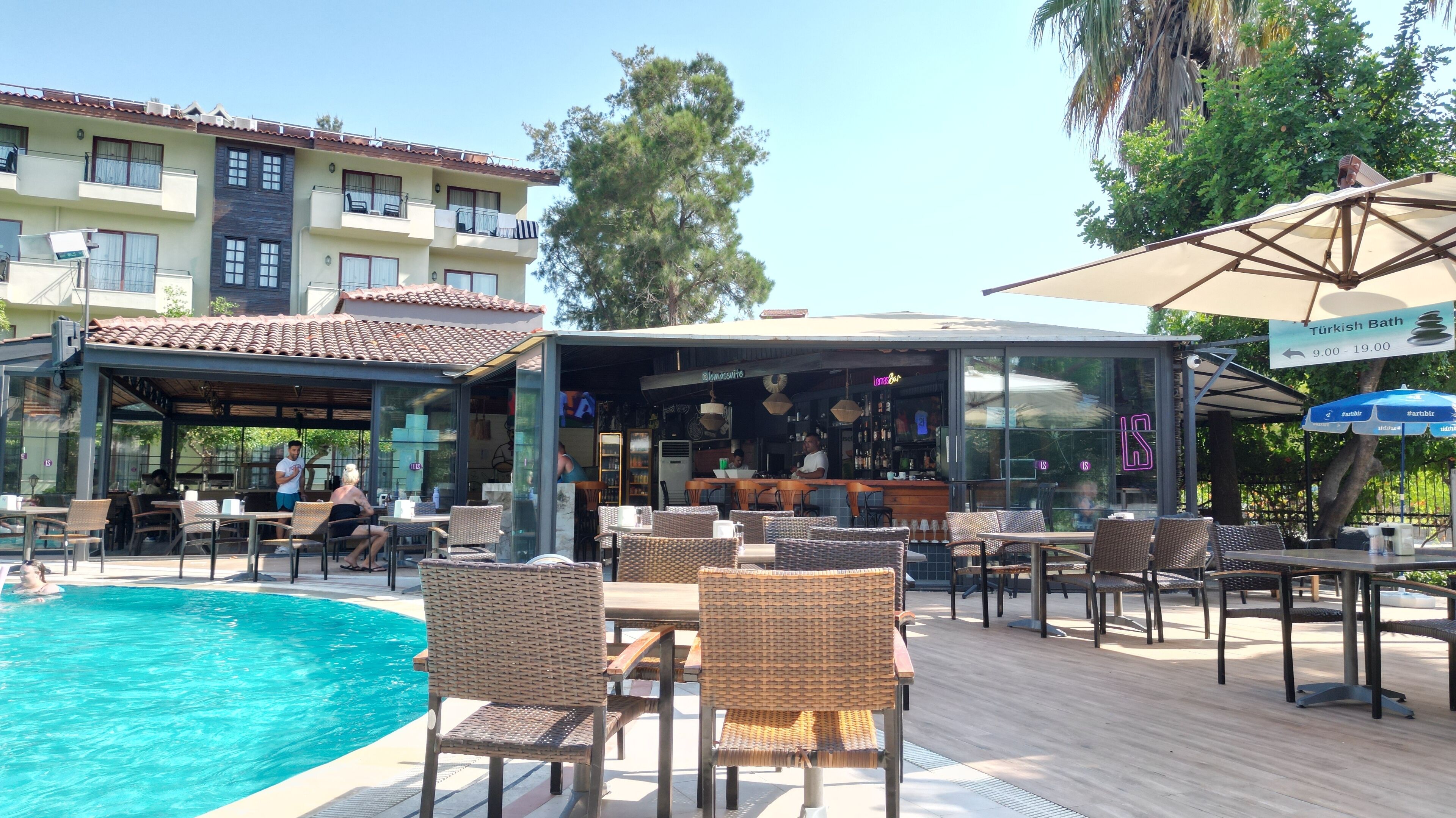 Photo - Lemas Suite Hotel