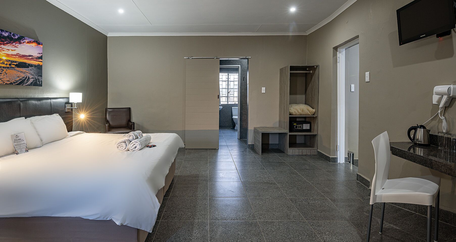 Premium Double Room | 1 bedroom, premium bedding, in-room safe, free WiFi