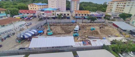 Télévision LED de 32 pouces avec chaînes par câble, télévision