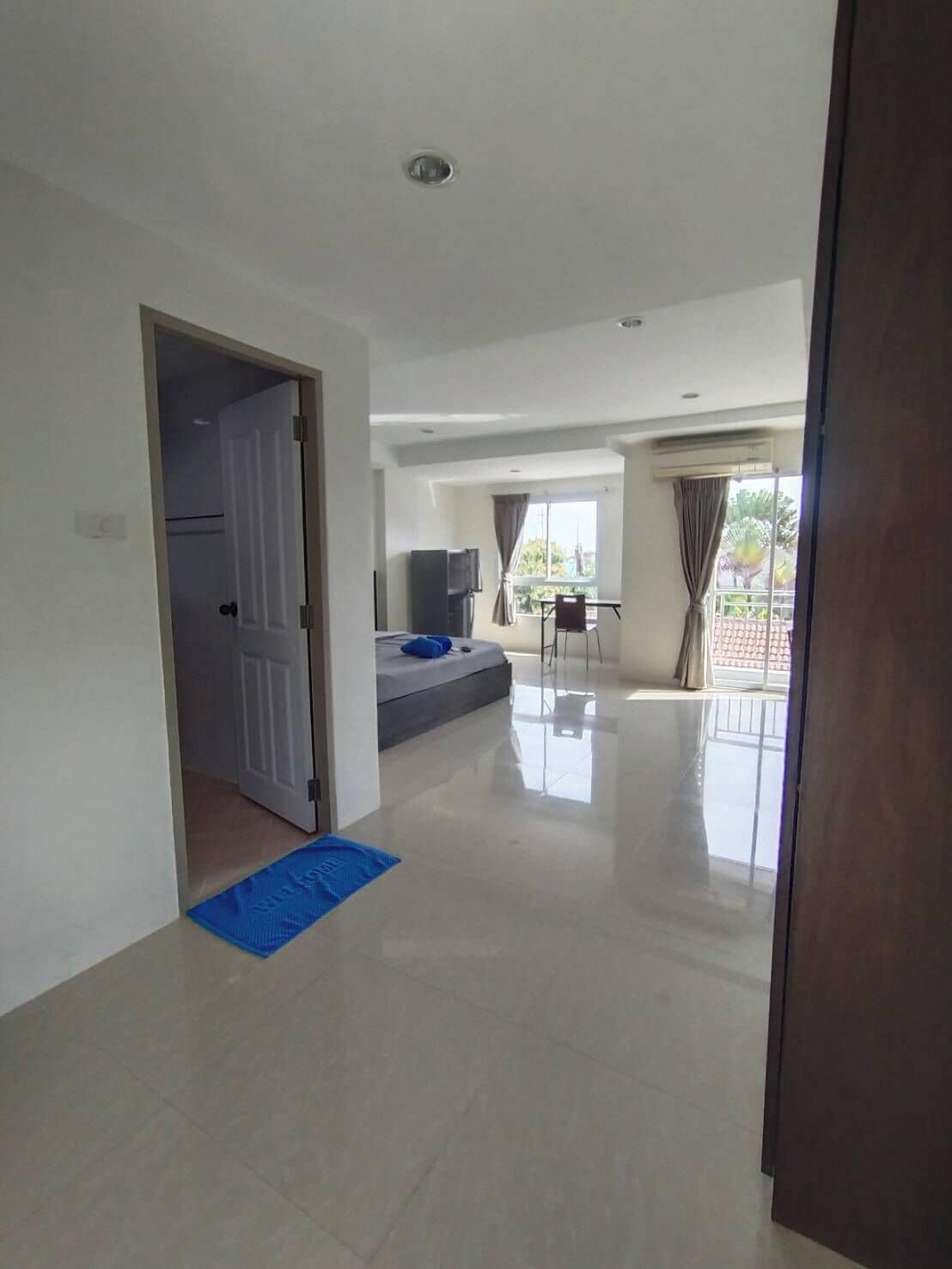 standard single room | 1 bedroom, desk, blackout curtains, free wifi