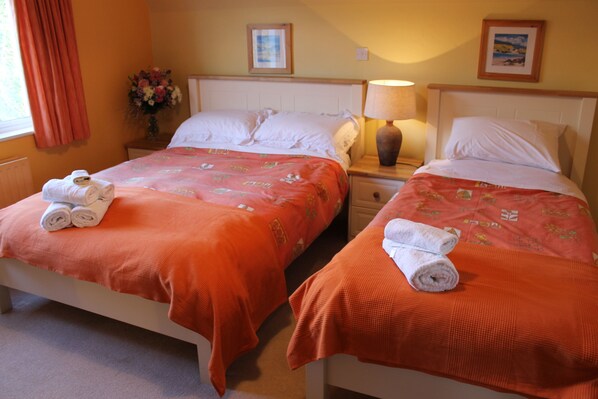 Deluxe Triple Room, 1 Bedroom, Garden View, Garden Area