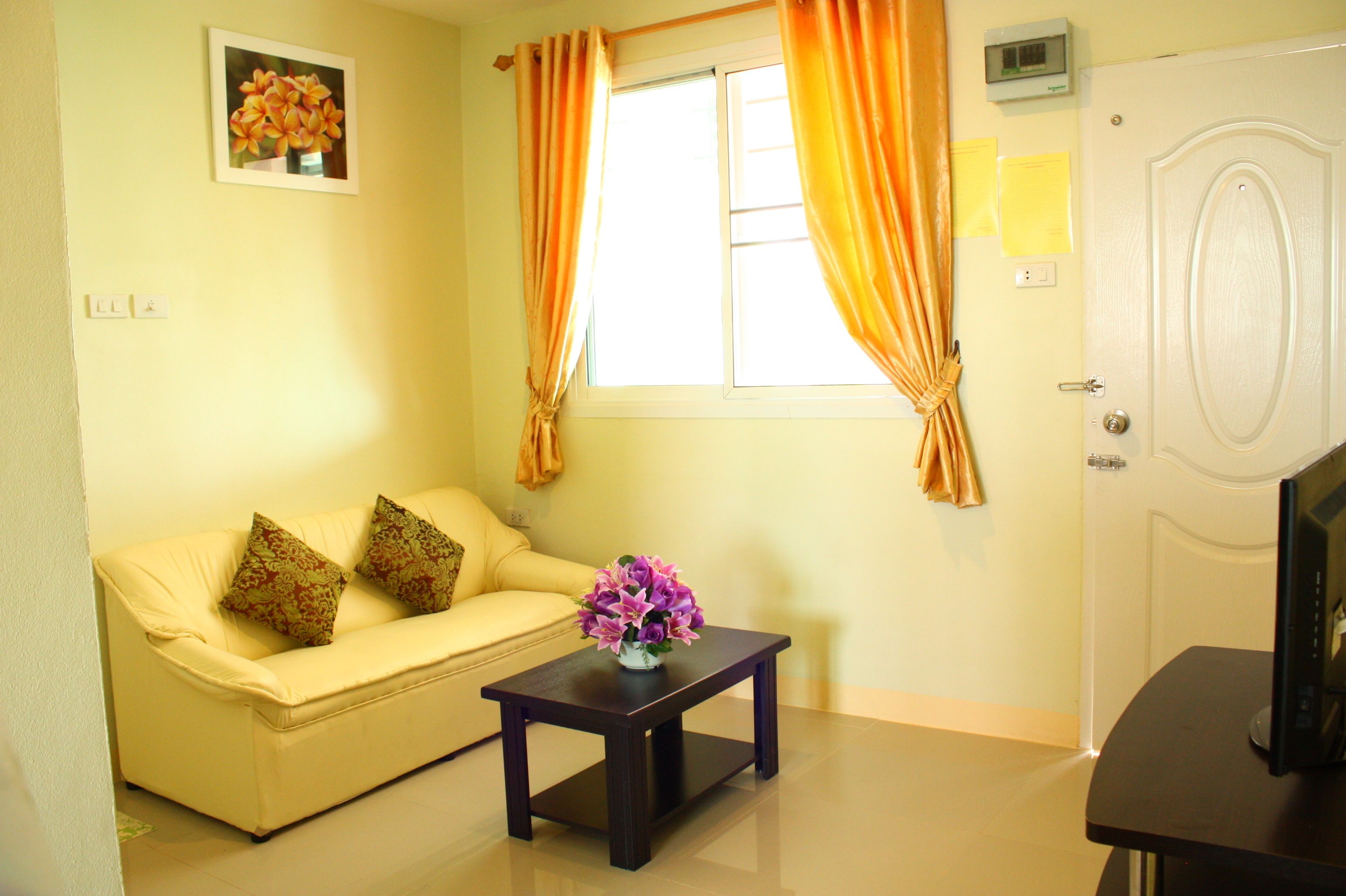 superior city view | living room | lcd tv