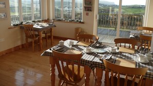 Free daily full breakfast - Doolin View Bed & Breakfast (Doolin)