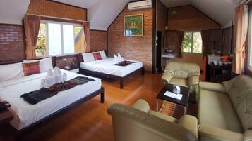 Bungalow Twin Deluxe | Free WiFi, bed sheets