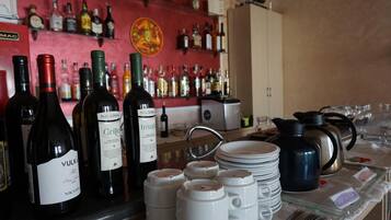 Bar (in der Unterkunft)