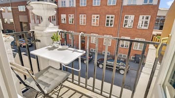 Standard Double Room | Individually decorated, individually furnished, desk, laptop workspace