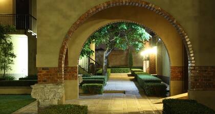 Accolades Boutique Venue