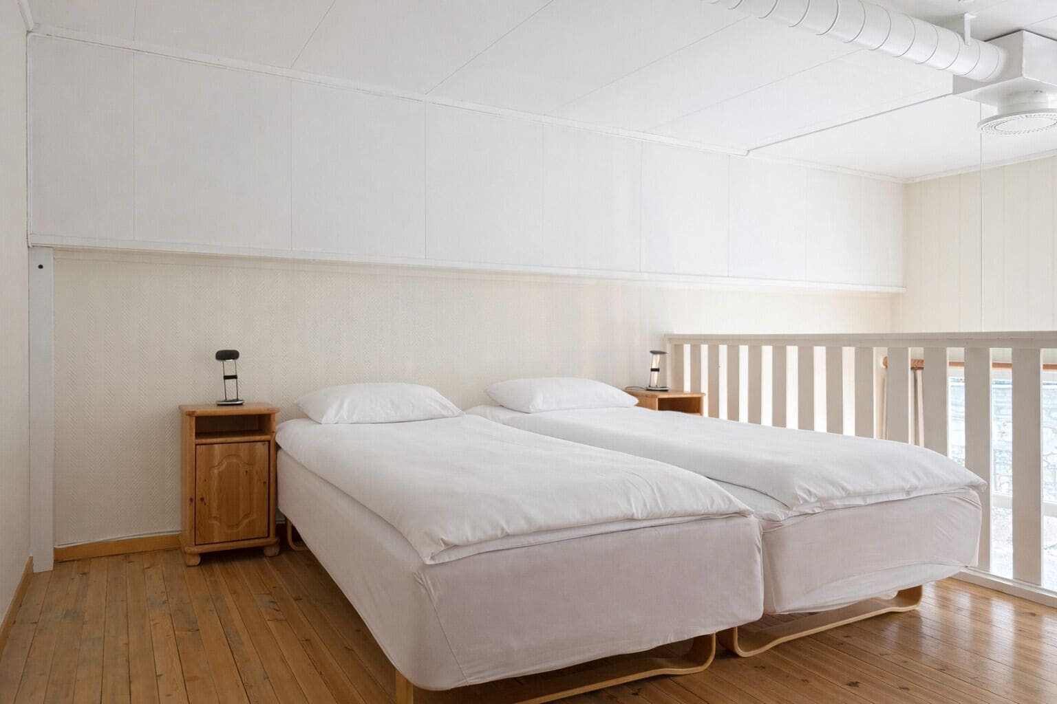 Bureau, chambres insonorisées, Wi-Fi gratuit, draps fournis
