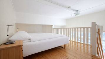 Bureau, chambres insonorisées, Wi-Fi gratuit, draps fournis