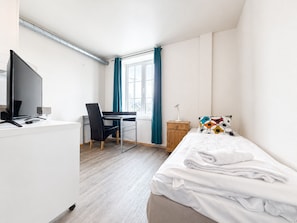 Single Room | Desk, soundproofing, free cribs/infant beds, free WiFi - Hotel Toranes (Mo-I-Rana)