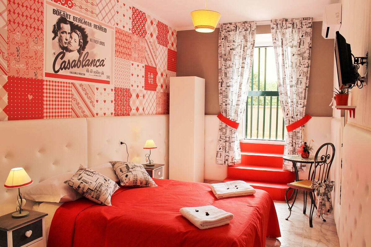 Habitación doble | Caja de seguridad en la habitación y decoración personalizada
